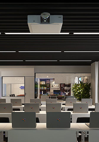 上海著名设计公司，从事办公室，住宅，别墅的设计，装修，施工以及家具等生产，制作，安装服务，shanghai factory design,shanghai factory decoration,office design and decoration